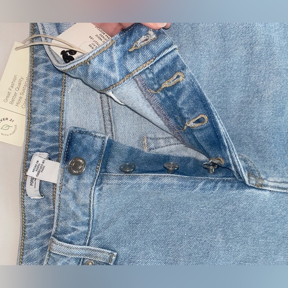 Mid Rise Bootcut Distressed Jeans - Picture 4 of 5